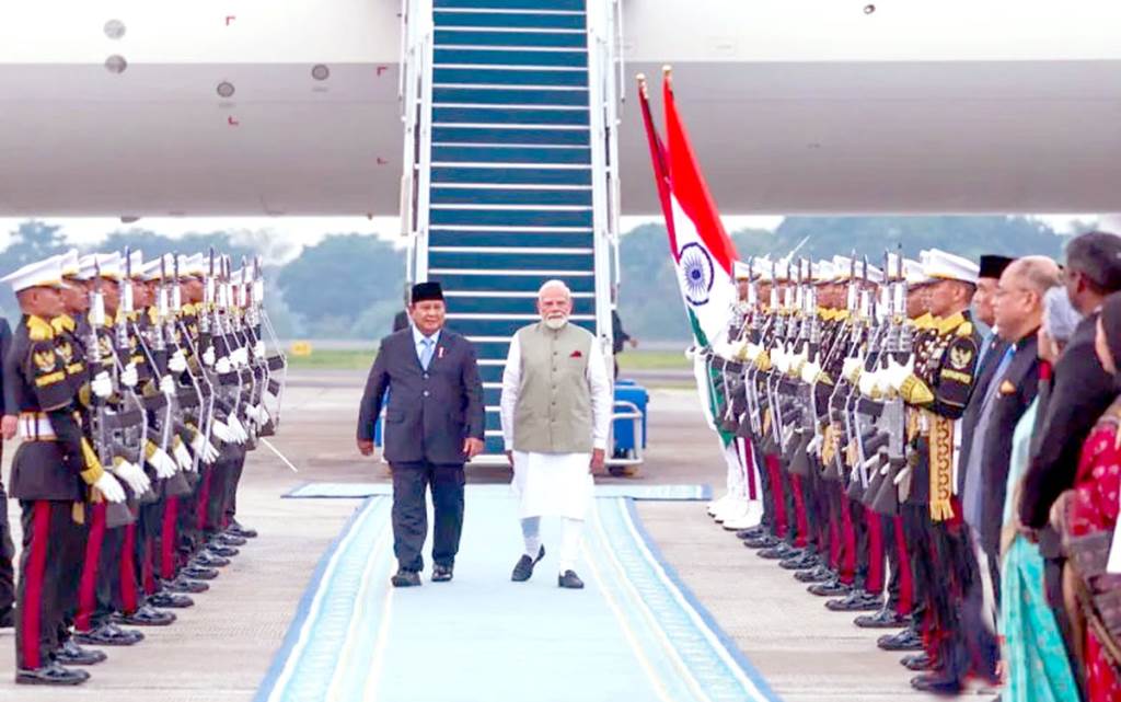 Prime Minister Modi Arrives in Indonesia